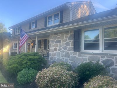 3 Laurel Ct