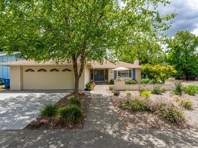7000 Oak Leaf Drive
