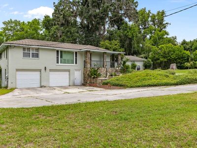 449 SW Montgomery Dr