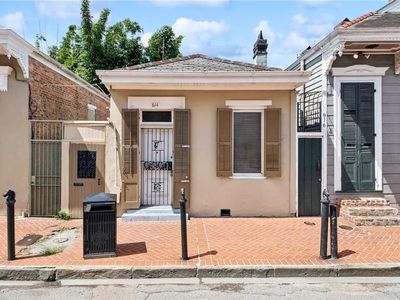 814 Orleans Ave