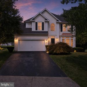 97 John Ct