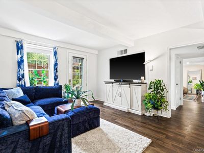 1360 Midland Avenue #TE