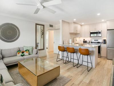 457 Tallwood St UNIT 305