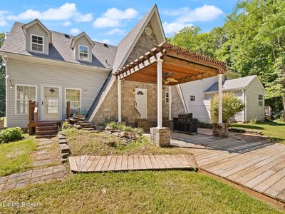 3985 Brooks Hill Rd
