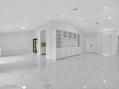 6545 Las Flores Drive