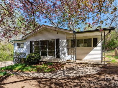 135 Sardis Dr