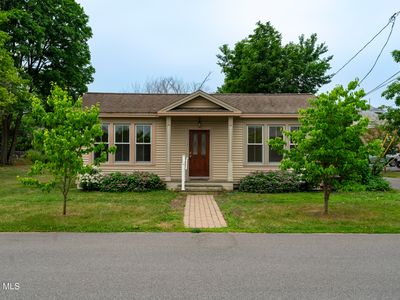52 Mitchell Street