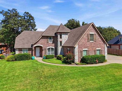 3701 S Scissortail Dr