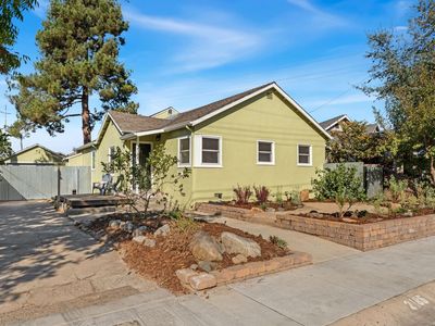 2185 6th Ave