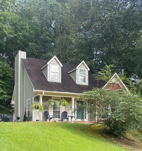 125 Carriage Dr