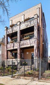1448 W Carmen Ave #1