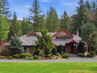 125 Royal Coachman Lane