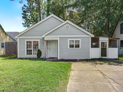 627 Lloyd St