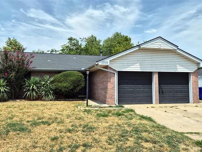 1709 Sandalwood Dr