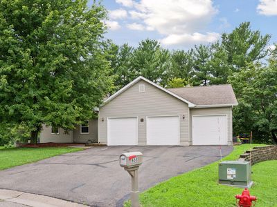 503 Hillcrest Dr