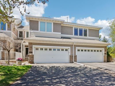 15561 Lilac Dr