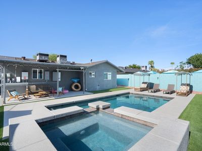 8237 E CHAPARRAL Road
