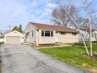 5413 South 114th STREET