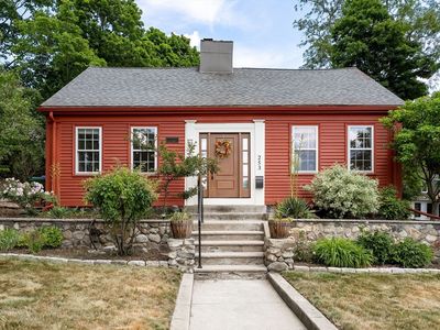 253 High St