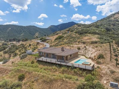 1910 Harbison Canyon Rd