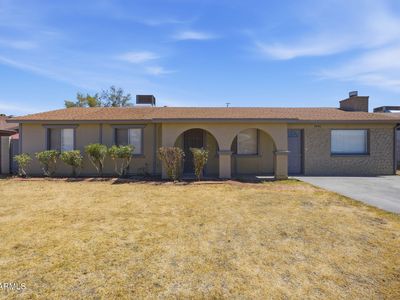 1941 W VOLTAIRE Avenue