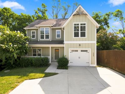 702B Waco Dr