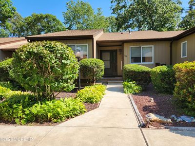 126 E Holly Lane #303