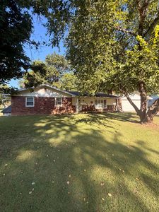 6 Parkhurst Pl