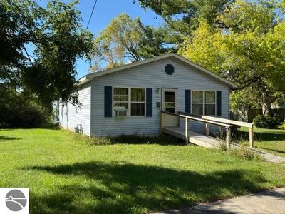 709 Linden St