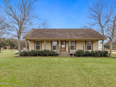 302 Superior Rd