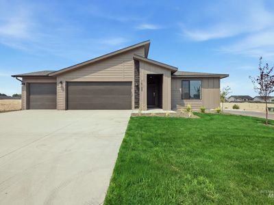 2323 N 8th E