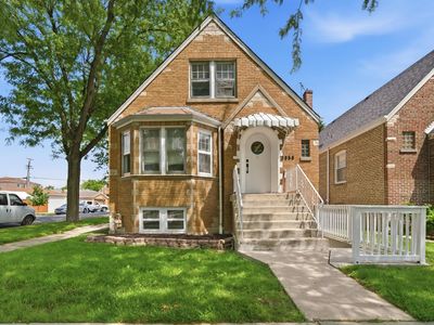 3858 W 59th Pl