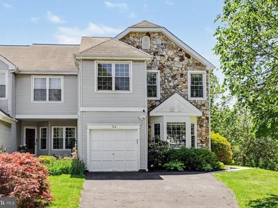 Property at 34 Yorkshire Dr, Newtown, PA