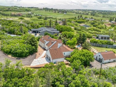 9053 Clydesdale Road