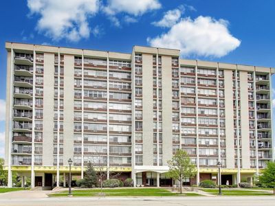 33 N Main St APT 5B