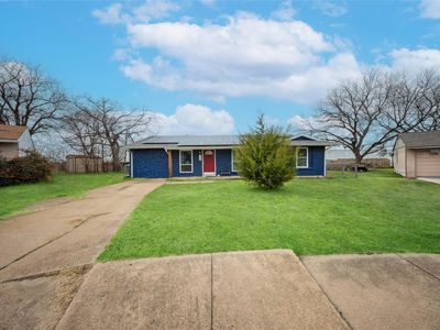 Property at 106 Glenview Pl, Hutchins, TX