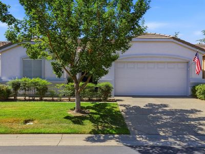 452 Luster Pl