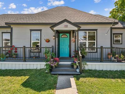 422 Maple Ave