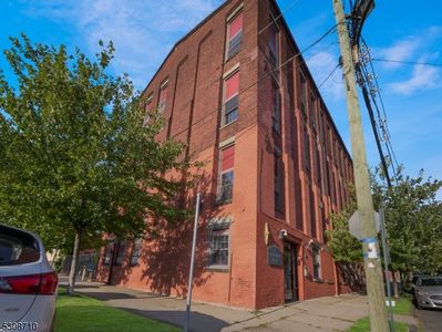 79 Montgomery St UNIT 4A