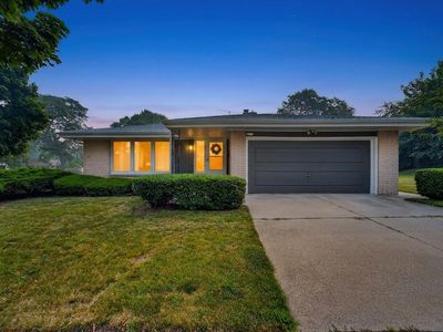 1217 Fairway DRIVE