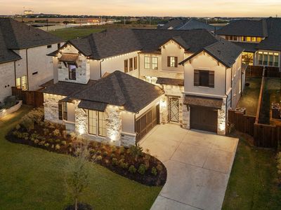 2421 Heathrow Ln