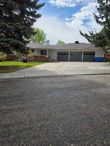 606 S Arizona St