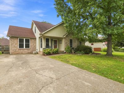 2008 Waterford Dr