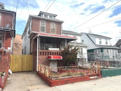 857 Linden Blvd