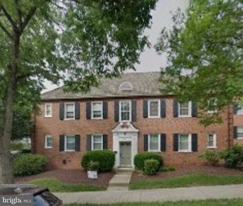 2100 Suitland Ter SE APT 201