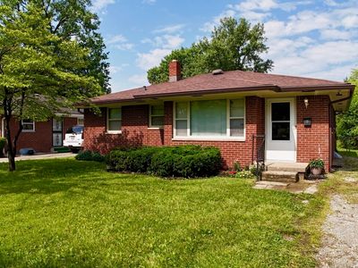 3922 N Irvington Ave