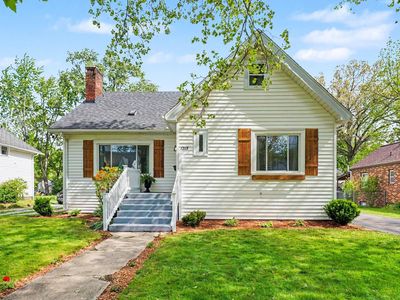 1215 Cambridge Dr