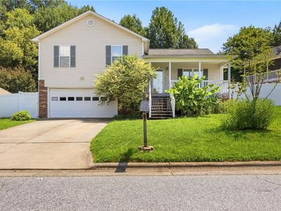 1448 Hawkcrest Ln