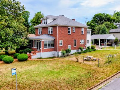 471 Magnolia Ave