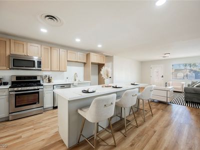 3114 Scarlet Oak Ave